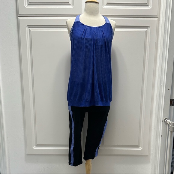 CAbi Tops - CAbi Yoga Outfit